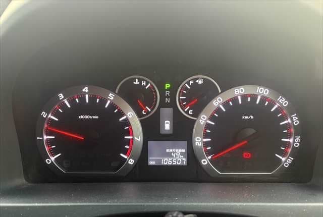 2010 Toyota Alphard JDM car for sale — photo 7 of 21