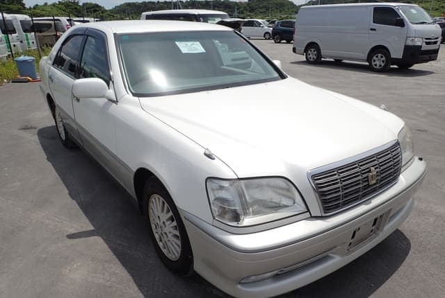 2000 Toyota Crown JDM car for sale — photo 7 of 25