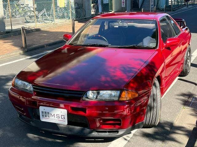 1992 Nissan Skyline JDM car for sale — photo 2 of 9