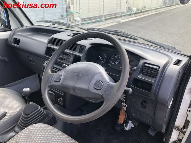 2000 Daihatsu Hijet JDM car for sale — photo 13 of 22