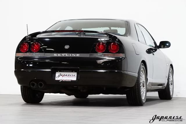 1994 Nissan Skyline JDM car for sale — photo 8 of 25