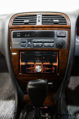 1995 Nissan Cedric JDM car for sale — photo 10 of 25
