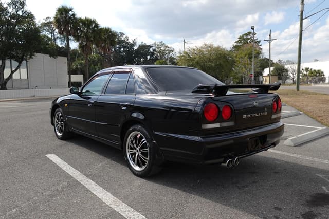 1998 Nissan Skyline JDM car for sale — photo 9 of 19