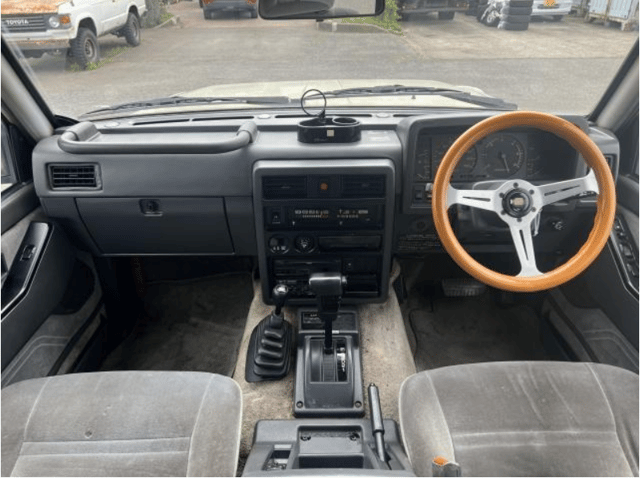 1991 Nissan Safari JDM car for sale — photo 17 of 20