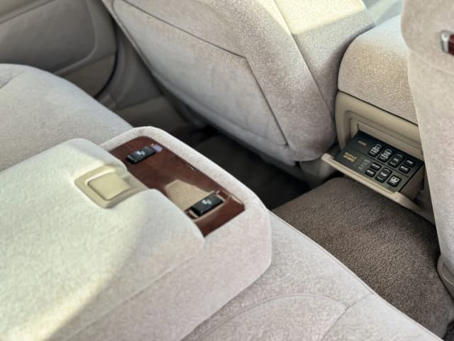 2000 Toyota Crown JDM car for sale — photo 12 of 22