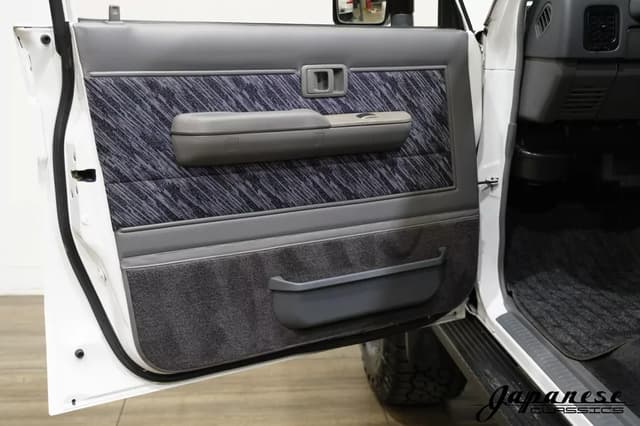 1996 Toyota Land Cruiser Prado JDM car for sale — photo 24 of 25