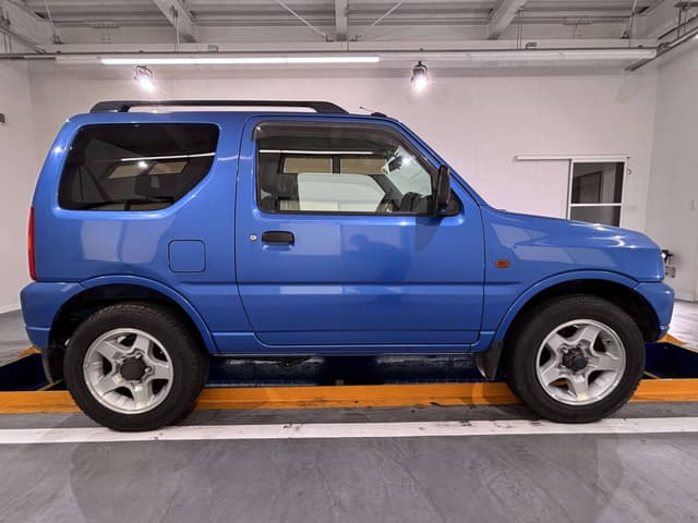 2001 Suzuki Jimny JDM car for sale — photo 6 of 25