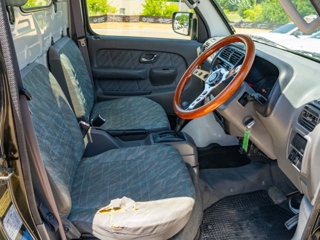 2001 Suzuki Carry JDM car for sale — photo 11 of 12