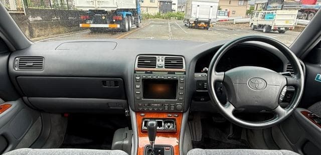 1998 Toyota Celsior JDM car for sale — photo 10 of 25