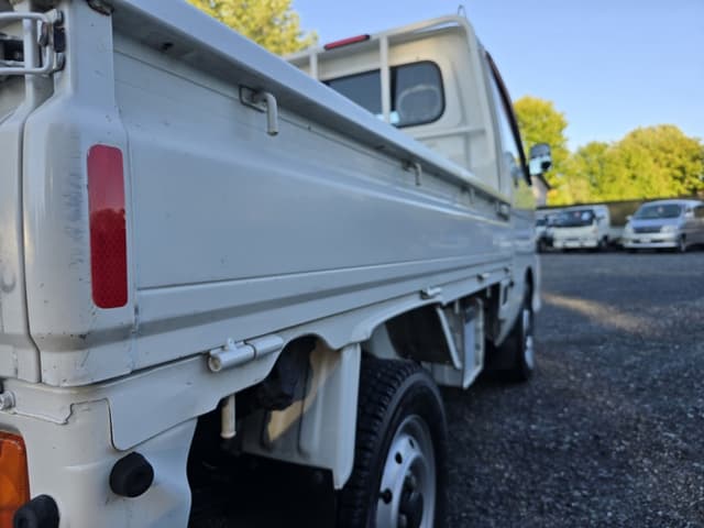 2001 Daihatsu Hijet JDM car for sale — photo 9 of 25