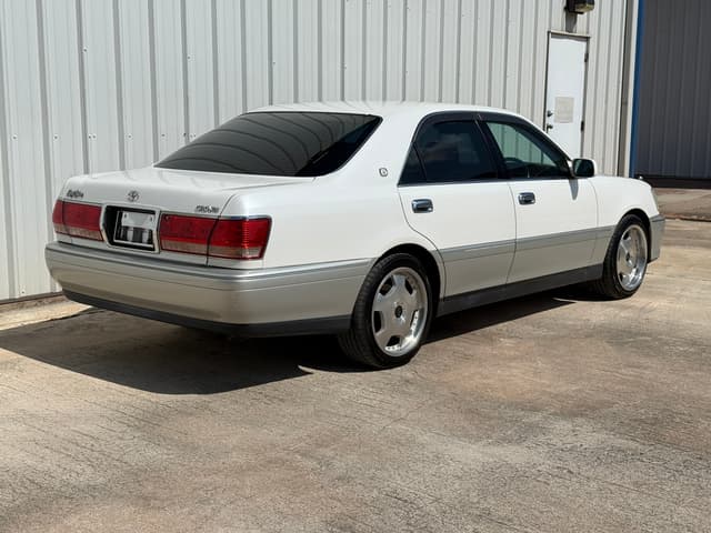 2000 Toyota Crown JDM car for sale — photo 3 of 22