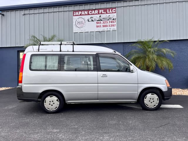 1998 Honda Stepwagon JDM car for sale — photo 12 of 25