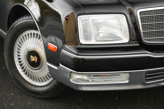 1997 Toyota Century JDM car for sale — photo 17 of 25