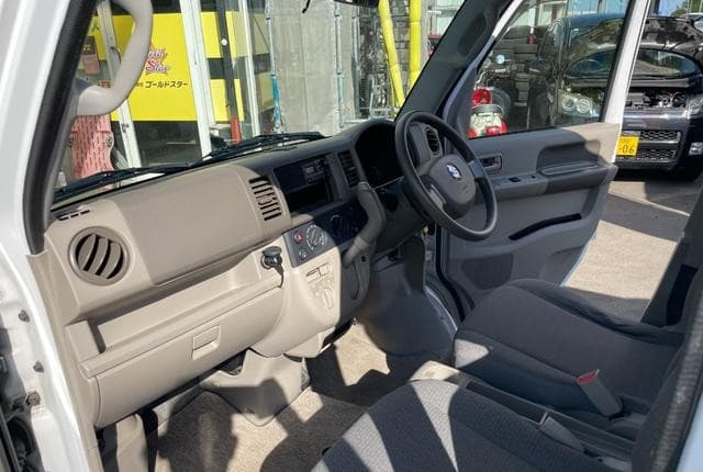 2012 Suzuki Every JDM car for sale — photo 12 of 25