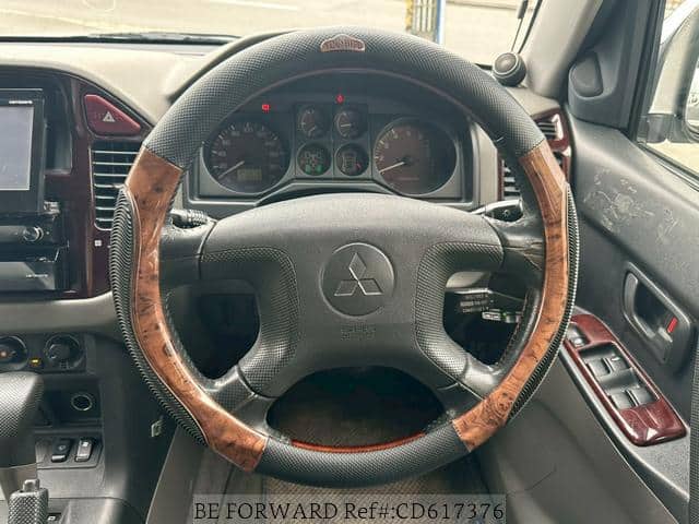 2000 Mitsubishi Pajero JDM car for sale — photo 6 of 20