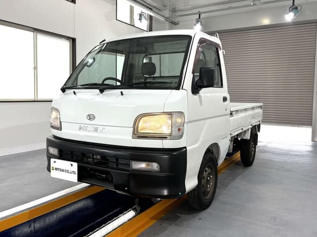 1999 Daihatsu Hijet JDM car for sale — photo 2 of 23