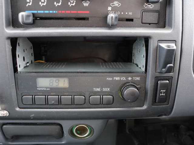 1998 Toyota Toyoace JDM car for sale — photo 13 of 25