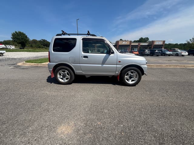 1999 Suzuki Jimny JDM car for sale — photo 4 of 11