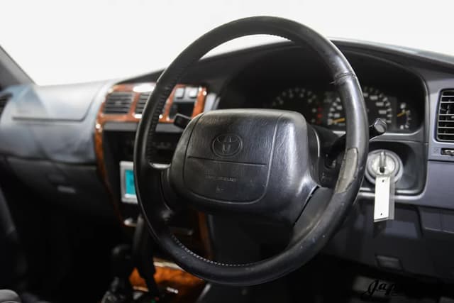 1996 Toyota Hilux JDM car for sale — photo 13 of 25