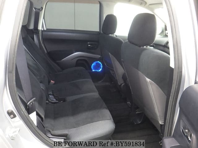 2008 Mitsubishi Outlander JDM car for sale — photo 7 of 8