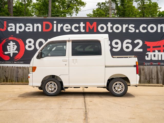 1998 Daihatsu Hijet JDM car for sale — photo 9 of 10
