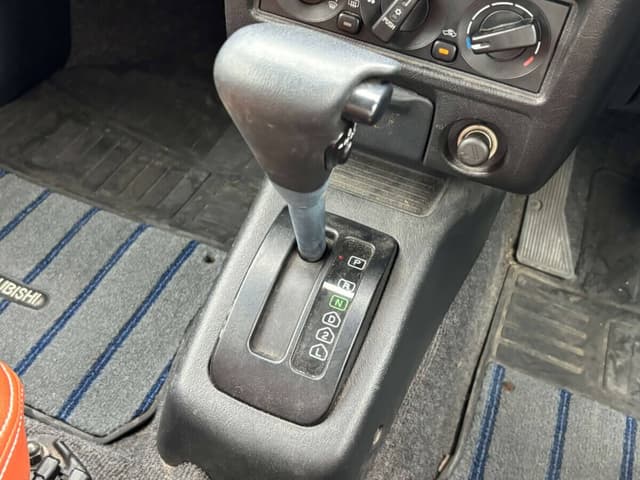 2001 Mitsubishi Pajero Mini JDM car for sale — photo 15 of 25