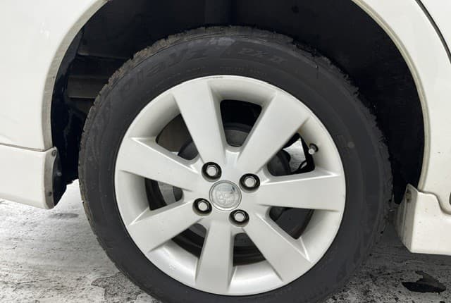 2007 Toyota Raum JDM car for sale — photo 25 of 25