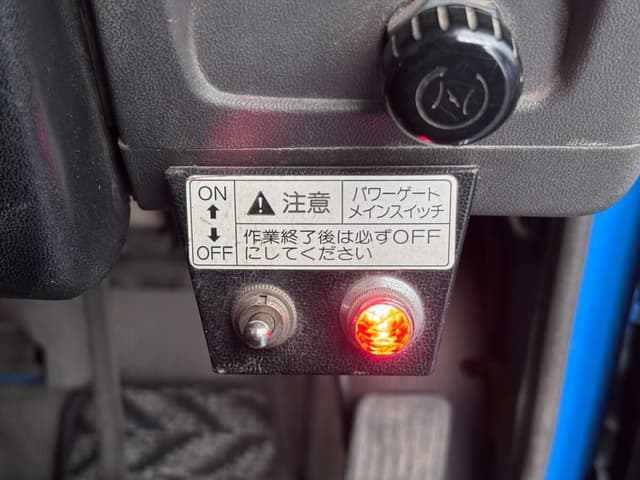 1999 Isuzu Elf JDM car for sale — photo 21 of 25