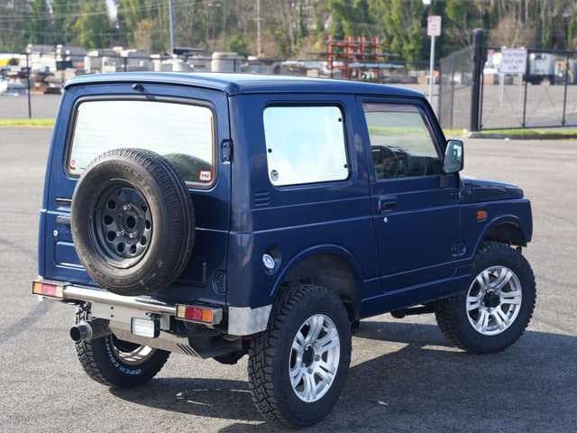 1996 Suzuki Jimny JDM car for sale — photo 9 of 10