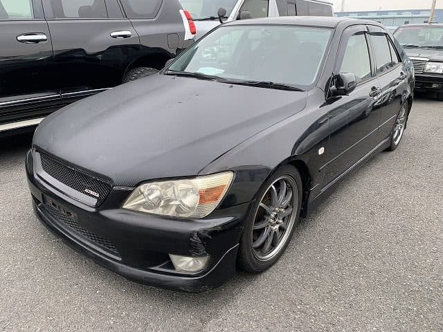 1998 Toyota Altezza JDM car for sale — photo 4 of 10