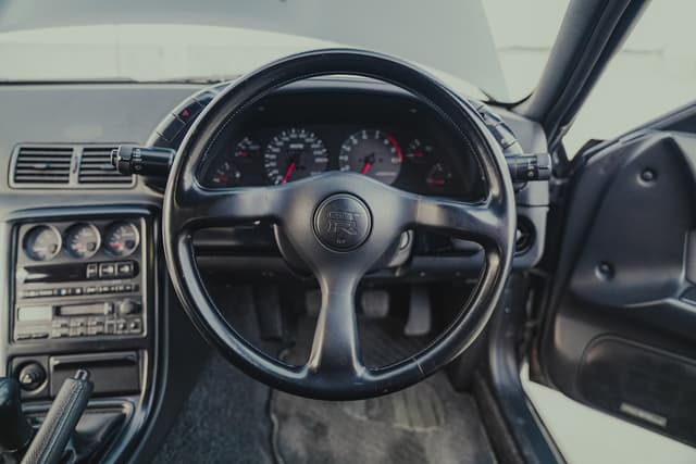 1984 Nissan Skyline JDM car for sale — photo 9 of 25