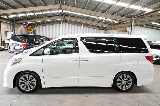 2011 Toyota Alphard JDM car for sale — photo 6 of 25