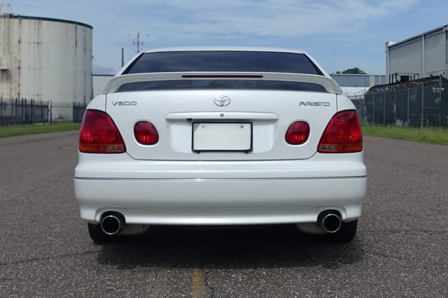 2001 Toyota Aristo JDM car for sale — photo 8 of 19
