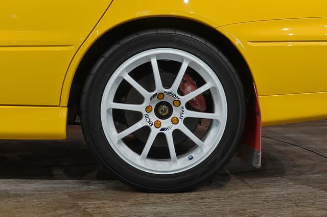 2001 Mitsubishi Lancer Evolution JDM car for sale — photo 13 of 25