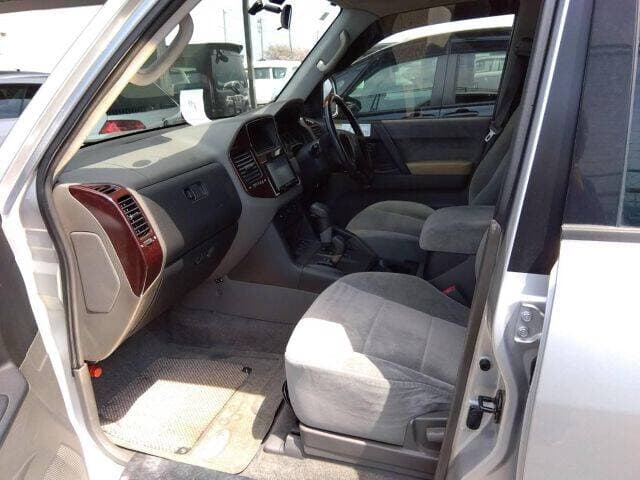 2000 Mitsubishi Pajero JDM car for sale — photo 4 of 8