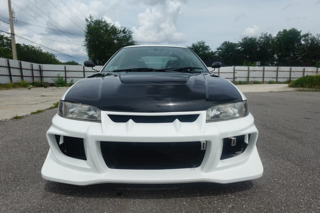 1997 Mitsubishi Lancer Evolution JDM car for sale — photo 3 of 17