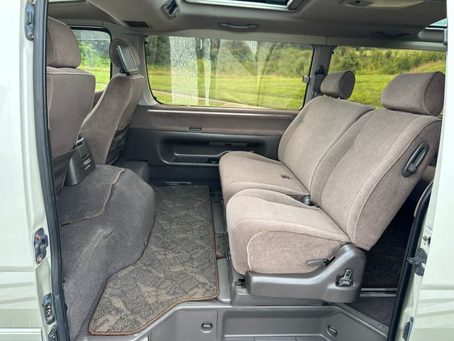 1999 Toyota HiAce JDM car for sale — photo 13 of 20
