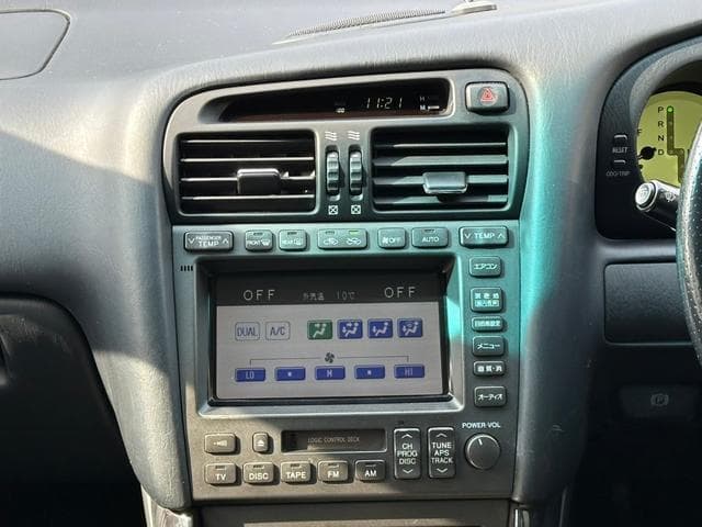 1999 Toyota Aristo JDM car for sale — photo 16 of 25