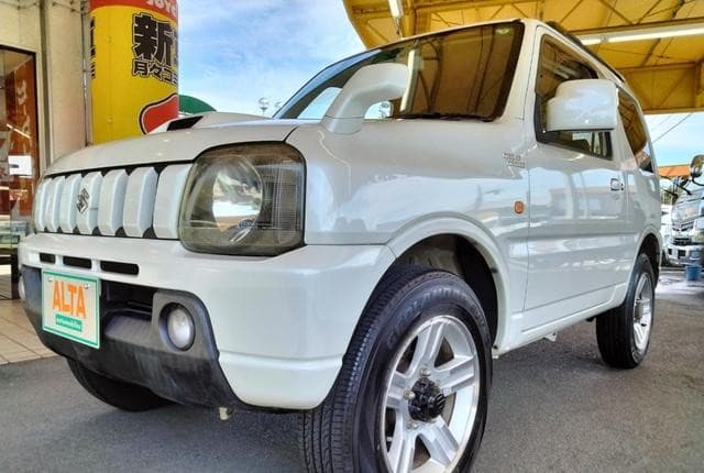 2008 Suzuki Jimny JDM car for sale — photo 4 of 25