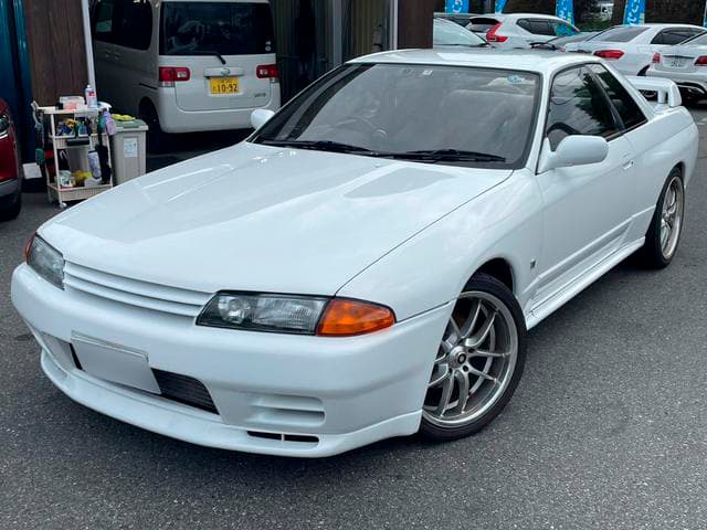 1993 Nissan Skyline JDM car for sale — photo 3 of 20
