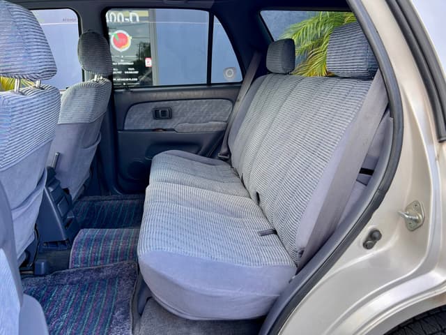 1996 Toyota Hilux Surf JDM car for sale — photo 14 of 23