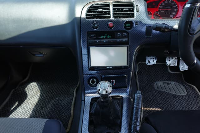 1998 Nissan Skyline JDM car for sale — photo 15 of 19