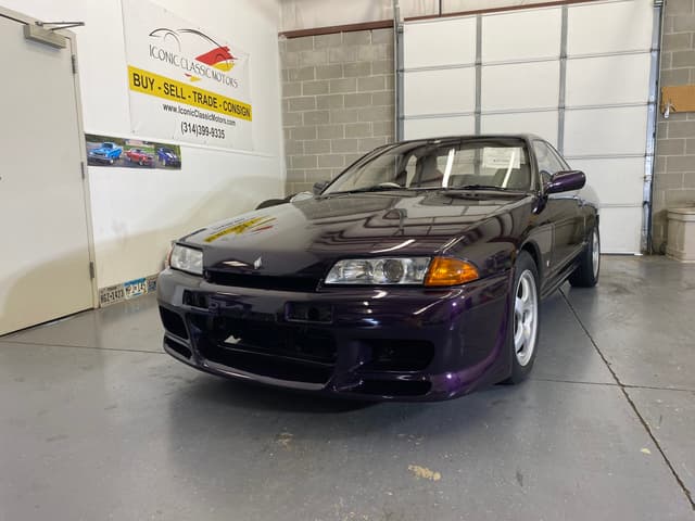 1993 Nissan Skyline JDM car for sale — photo 2 of 21