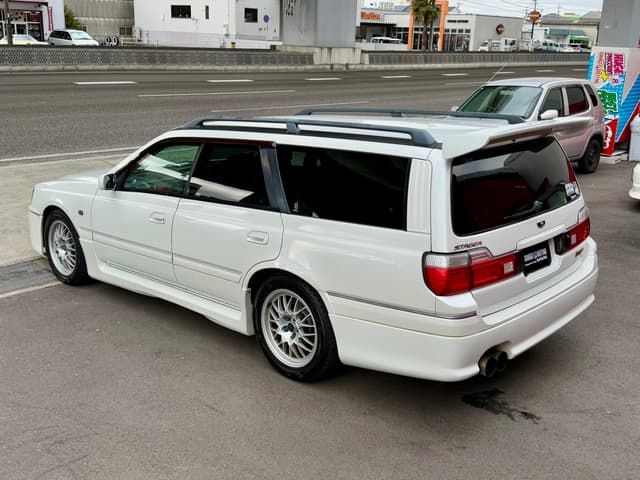 1999 Nissan Stagea JDM car for sale — photo 17 of 25