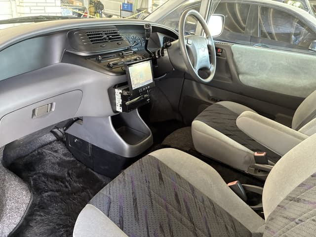 1999 Toyota Estima JDM car for sale — photo 11 of 17