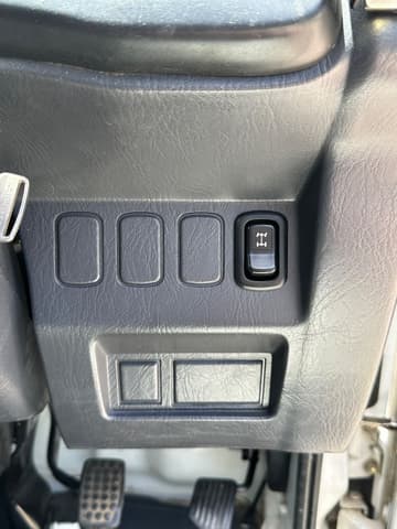 2001 Daihatsu Hijet JDM car for sale — photo 20 of 24