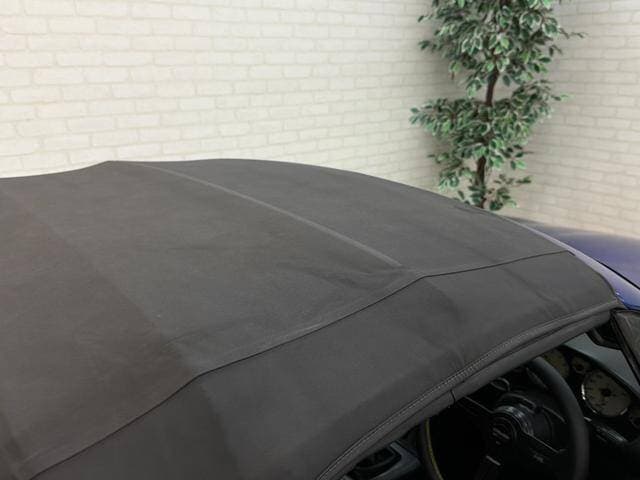 2000 Mazda Roadster (Eunos Roadster / MX-5) JDM car for sale — photo 15 of 17
