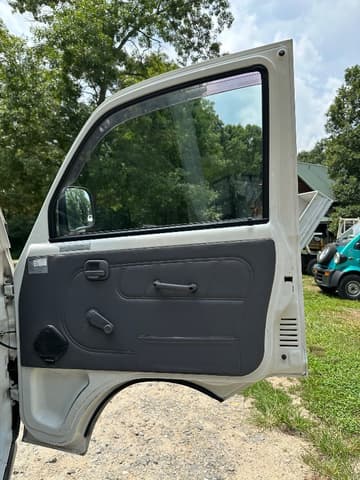 1997 Mitsubishi Minicab JDM car for sale — photo 16 of 25