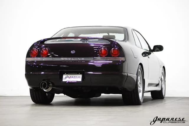 1993 Nissan Skyline JDM car for sale — photo 8 of 25