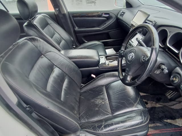 2001 Toyota Aristo JDM car for sale — photo 8 of 10
